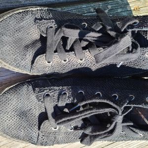 Hightop side Zip Shoe